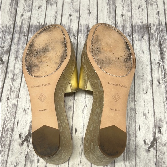 Donald J. Pliner Gold Wedge Slides with gem Embellishment - Picture 5 of 5